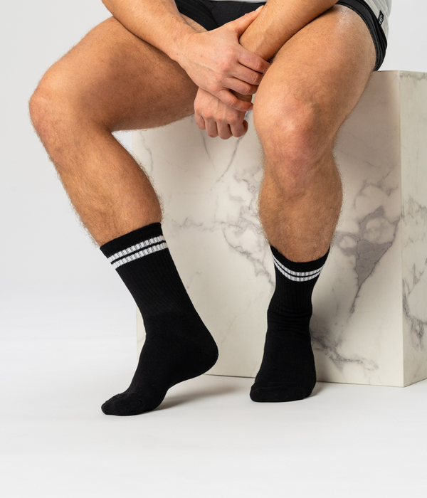 6 pairs of bamboo tennis socks black with white stripes/navy with white stripes